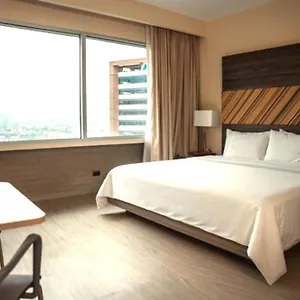 V Grand Hotel, A Member Of Radisson Individuals Отель Медельин