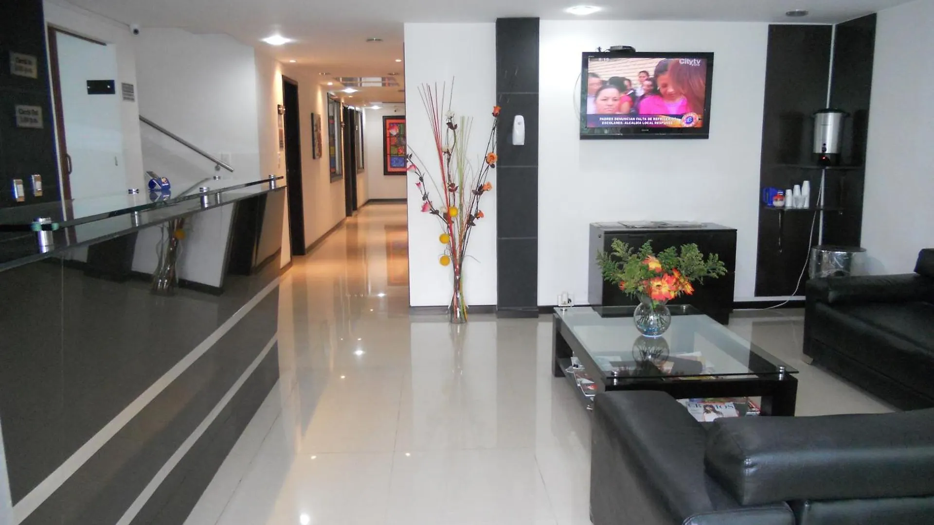 ***  Hotel Expo Inn Embajada Bogota Colombia