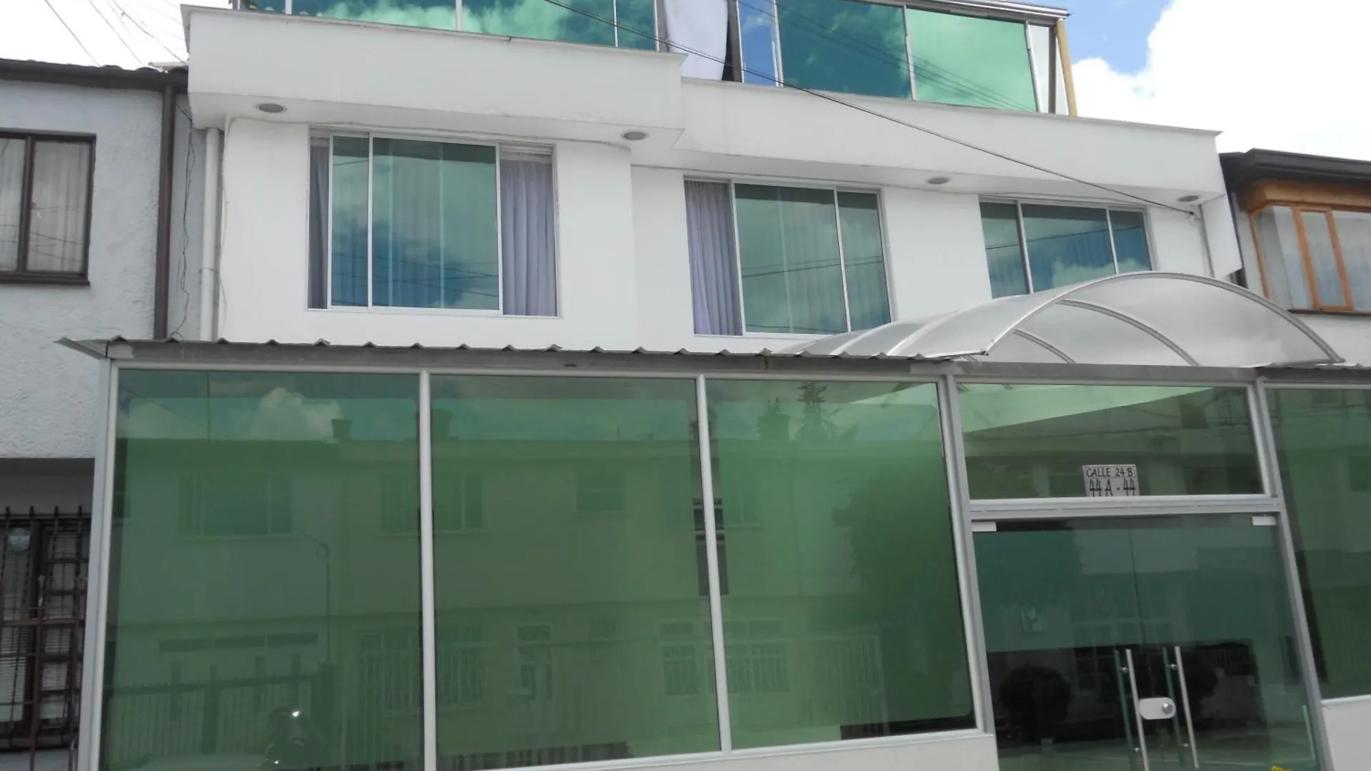 Hotel Expo Inn Embajada Bogota Colombia